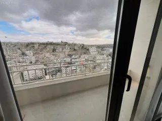 الصورة 1 من 8