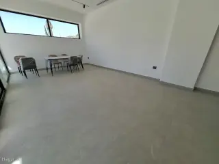 الصورة 3 من 12