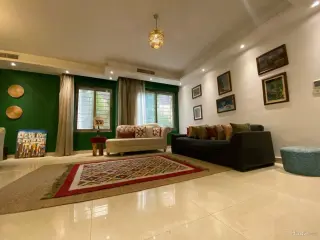 Photograph 9 of 12