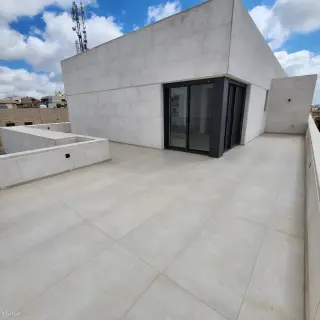 الصورة 1 من 12