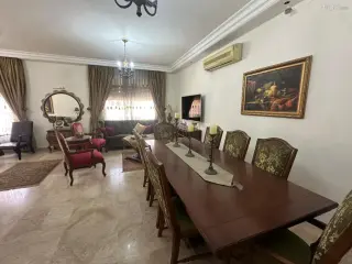 Photograph 2 of 12