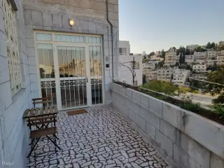 Photograph 6 of 10