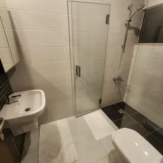 Photograph 9 of 12