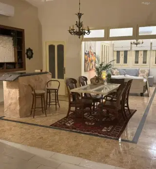 Photograph 9 of 10