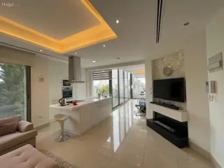 الصورة 4 من 10