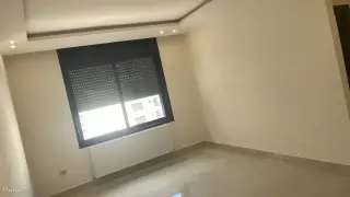 الصورة 1 من 9