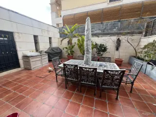 Photograph 6 of 12