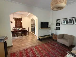 Photograph 6 of 12