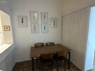 Photograph 4 of 10