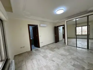 الصورة 5 من 12