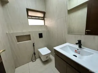 الصورة 1 من 12
