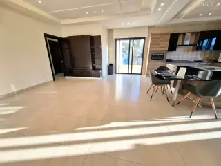 الصورة 3 من 12