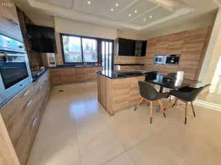 الصورة 4 من 12