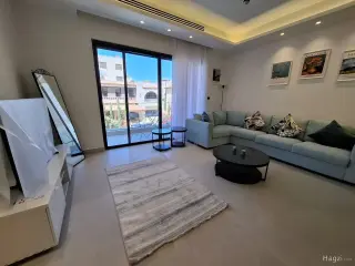 الصورة 1 من 8