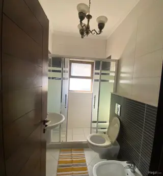 الصورة 3 من 12