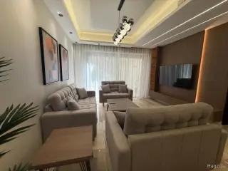 Photograph 7 of 12