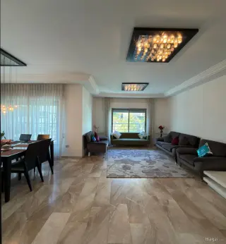 Photograph 4 of 12