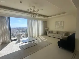 الصورة 2 من 12