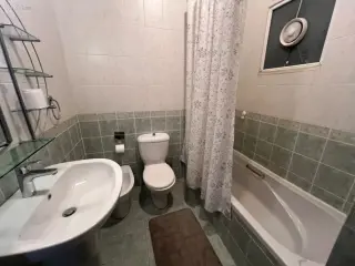 Photograph 5 of 10