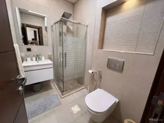 Photograph 3 of 9