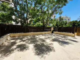 Photograph 9 of 12