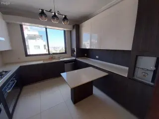الصورة 8 من 12