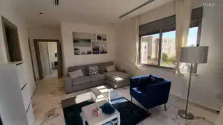 الصورة 2 من 8