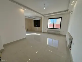 الصورة 2 من 12