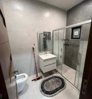 الصورة 6 من 9