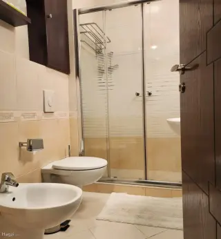 الصورة 2 من 5