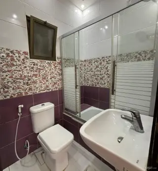الصورة 2 من 12