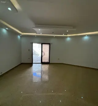 الصورة 12 من 12