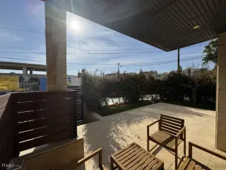 الصورة 10 من 12