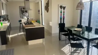 الصورة 2 من 4