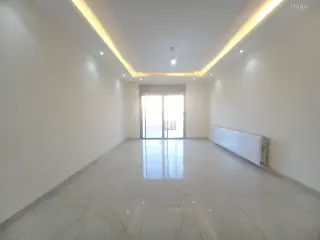 الصورة 12 من 12