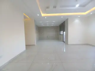 الصورة 9 من 12