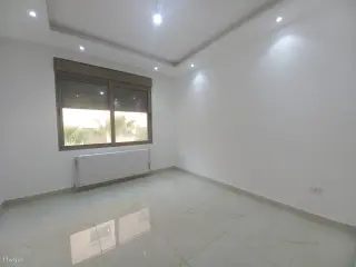 الصورة 2 من 12