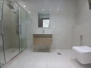 الصورة 2 من 12