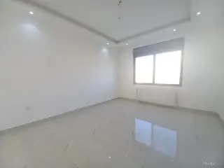 الصورة 2 من 11