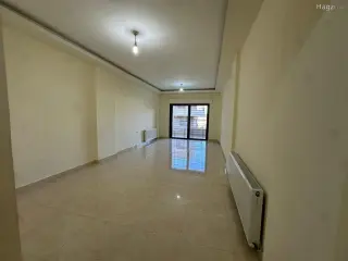 الصورة 2 من 12
