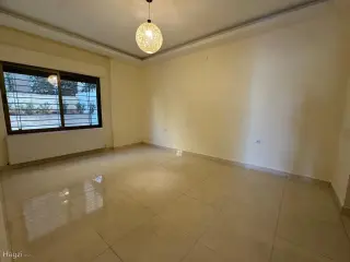 الصورة 6 من 12