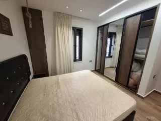 Photograph 9 of 9