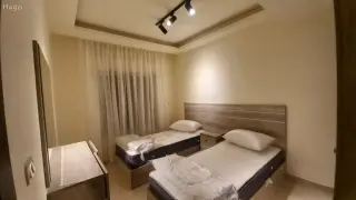 الصورة 6 من 12