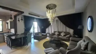 الصورة 2 من 12