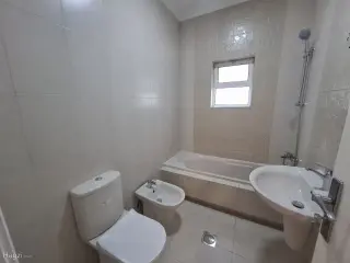 Photograph 2 of 12