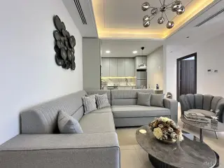 الصورة 3 من 12
