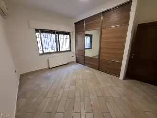 الصورة 11 من 12