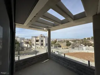 الصورة 7 من 12