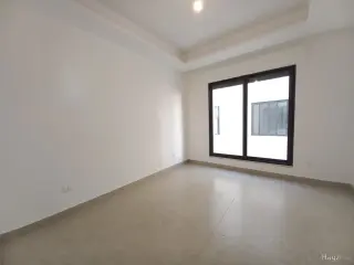 الصورة 4 من 10