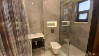 الصورة 2 من 12
